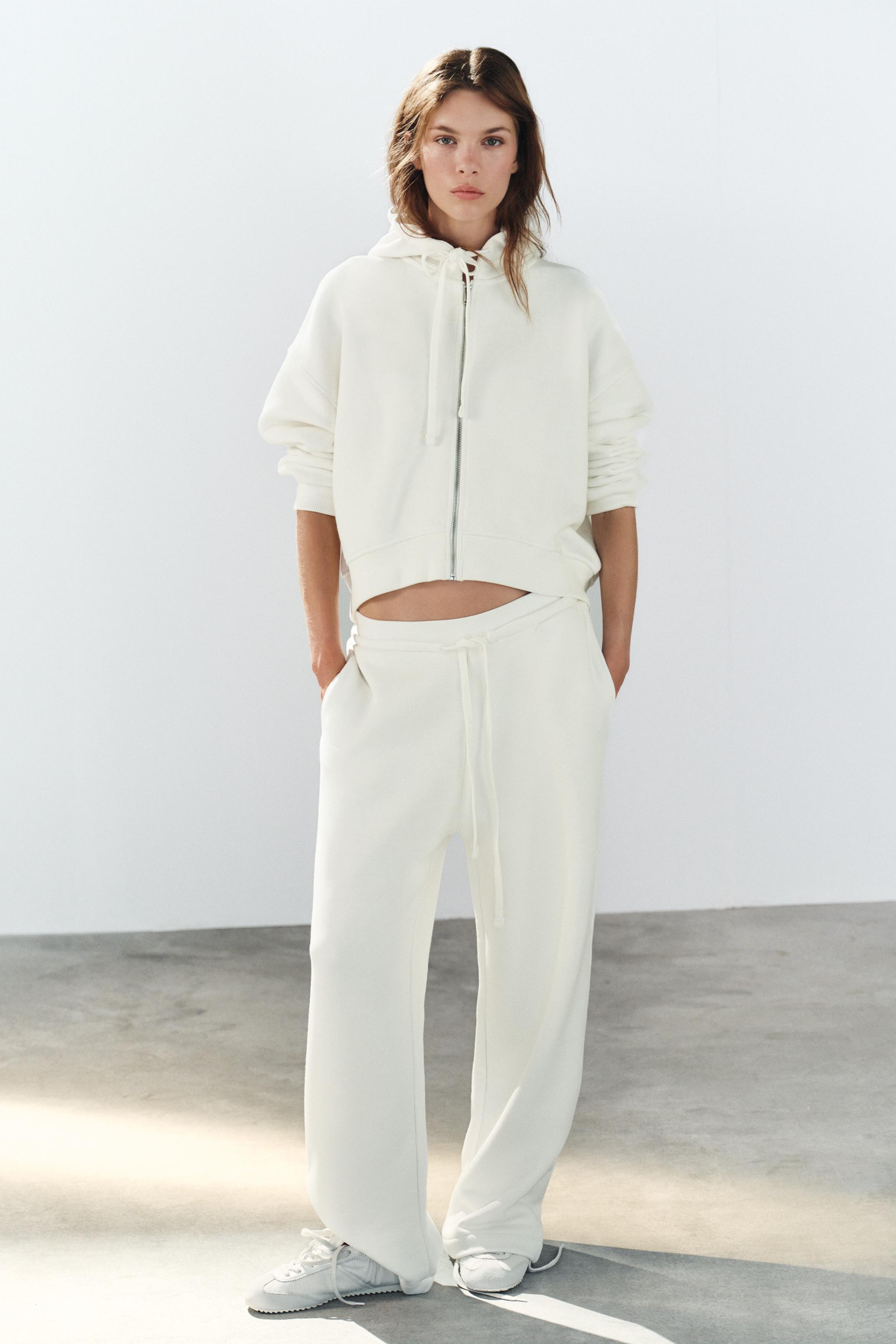 SWEAT À CAPUCHE ZIPPÉ